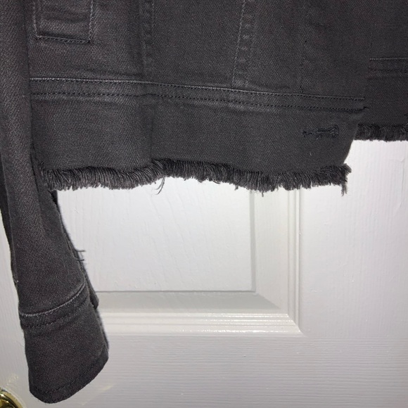 (SOLD) Jean Jacket - Picture 4 of 8